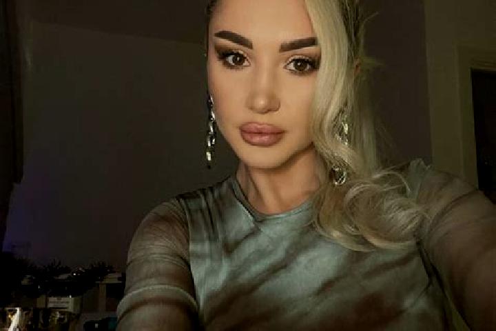 Victoria, 20, a blonde grey-eyed caucasian companion based in Kertai. Offering Travel Companion, Striptease, GFE, CIM. Available for incall and outcall, day ...