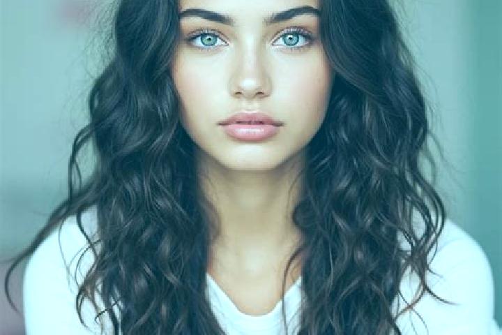 Victoria, 20, a brunette dark-eyed mediterranean companion based in Oodweyne. Offering Couples, 69, Erotic Massage, Girlfriend Experience. Available for inca...