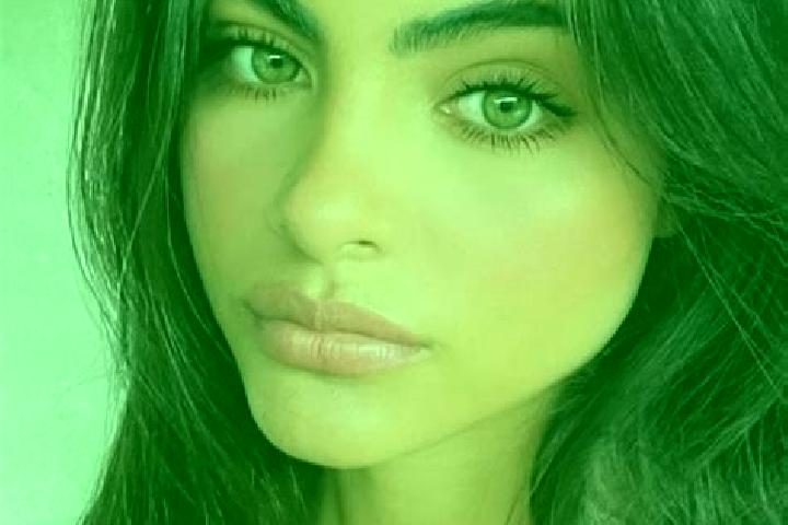 Victoria, 20, a brunette green-eyed caucasian companion based in Pont-Noyelles. Offering Erotic Massage, Tantra, Deep French Kissing, Prostate Massage. Avail...