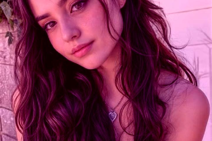 Victoria, 20, a brunette hazel-eyed asian companion based in Panipat Taraf Makhdum Zadgan. Offering Travel Companion, 69, Massage, CIM. Available for incall ...