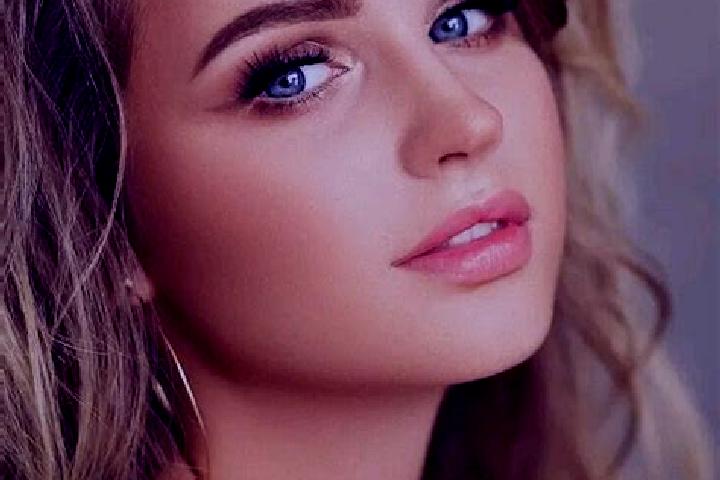 Victoria, 20, a dark blonde blue-eyed slavic companion based in Velykyi Burluk. Offering Erotic Massage, Prostate Massage, Overnight. Available for incall an...