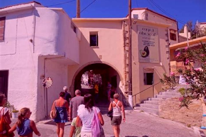 Victoria, 20 — Escort in Argyroupoli, Greece