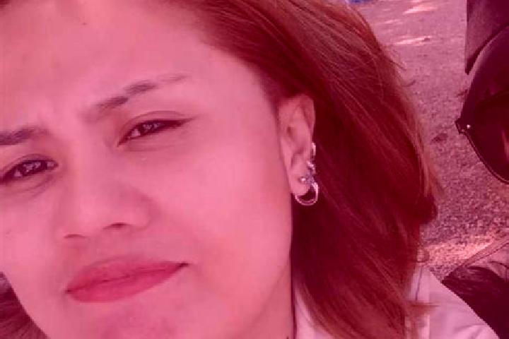 Victoria, 20 — Escort in Cheny, France