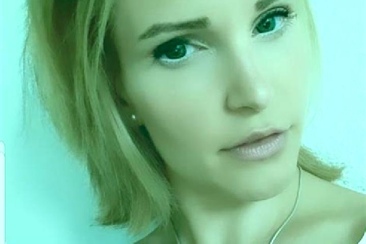 Victoria, 20 — Escort in Fonda, United States