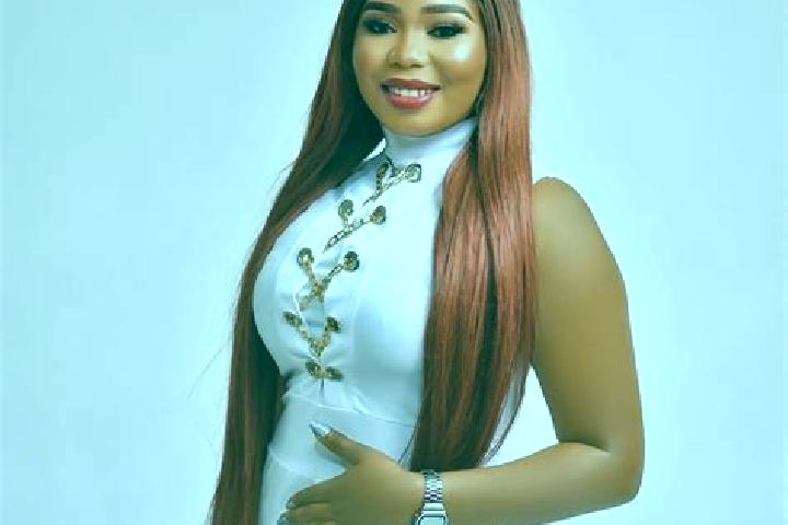 Victoria, 20 — Escort in Garaku, Nigeria