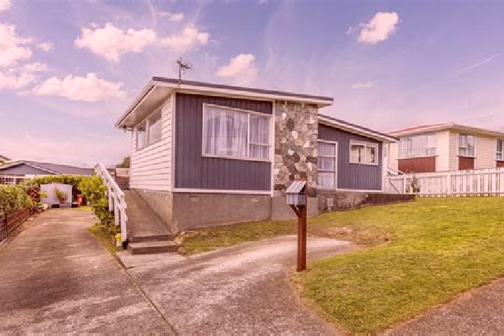 Victoria, 20 — Escort in Papakowhai, New Zealand
