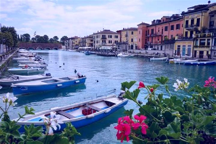 Victoria, 20 — Escort in Peschiera del Garda, Italy