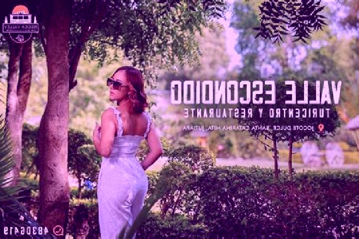 Victoria, 20 — Escort in Valle Escondido, Mexico