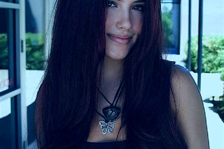 Victoria, 21, a auburn brown-eyed ebony companion based in Tirgo. Offering Party Girl, BDSM, Massage. Available for incall and outcall, overnight bookings av...