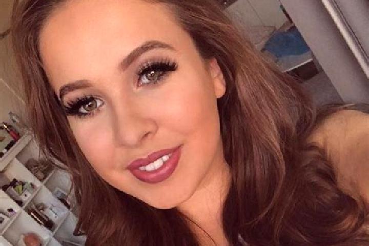 Victoria, 21, a dark blonde amber-eyed ebony companion based in Huaiyang. Offering Party Girl, Couples, BDSM, Dinner Date. Available for incall and outcall, ...