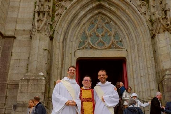 Victoria, 21 — Escort in Autre-Eglise, Belgium