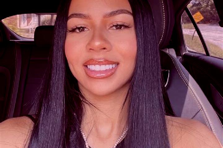 Victoria, 21 — Escort in Huseni, Romania