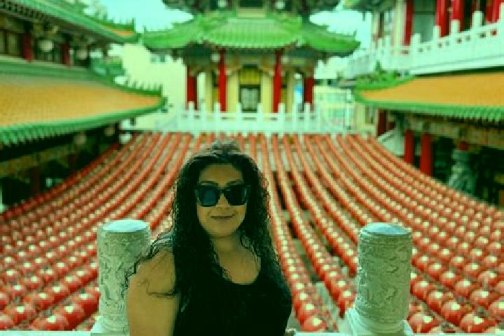 Victoria, 21 — Escort in Nishi, China