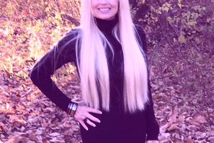 Victoria, 21 — Escort in Northville, United States