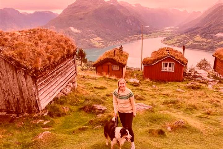 Victoria, 21 — Escort in Royrvik, Norway