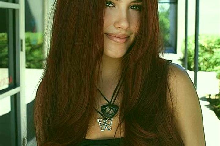 Victoria, 22, a auburn brown-eyed indian companion based in Saint Martins. Offering Massage, A-Level, Couples, Girlfriend Experience, Fetish. Available for i...