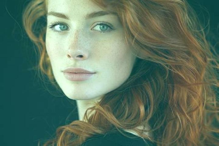 Victoria, 22, a auburn green-eyed caucasian companion based in Hyde Park. Offering Travel Companion, Duos, Girlfriend Experience, Erotic Massage. Available f...
