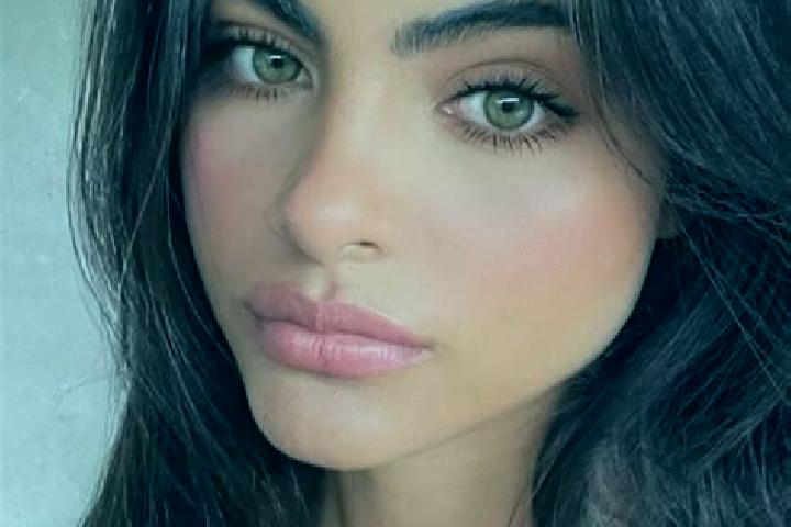Victoria, 22, a black hazel-eyed latina companion based in Qia erbage. Offering Dinner Date, Roleplay, Party Girl, OWO. Available for incall and outcall, day...