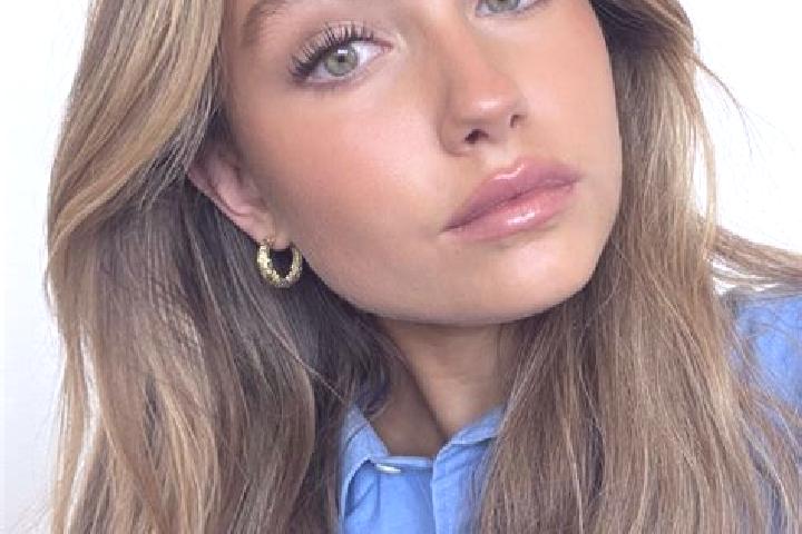 Victoria, 22, a dark blonde green-eyed middle eastern companion based in Sainte-Anne-des-Monts. Offering Party Girl, Overnight, OWO, GFE. Available for incal...