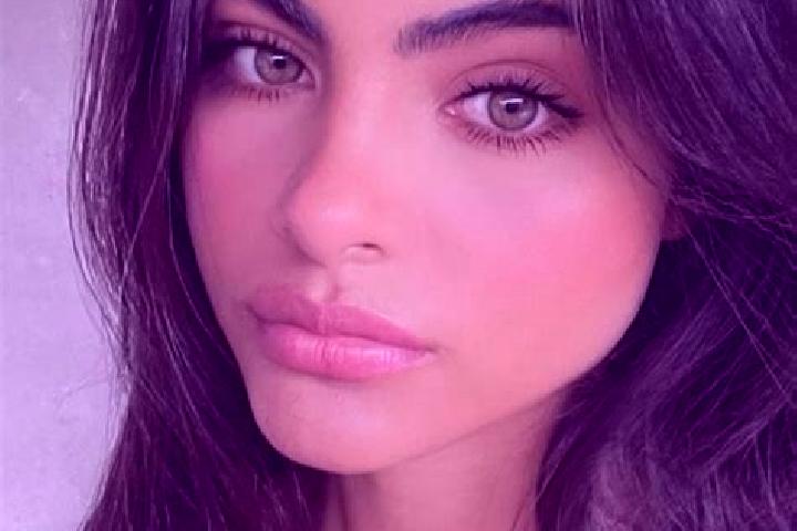 Victoria, 22, a dark blonde hazel-eyed latina companion based in Asagiderekoey. Offering Overnight, Tantra, Roleplay, BDSM. Available for incall and outcall,...