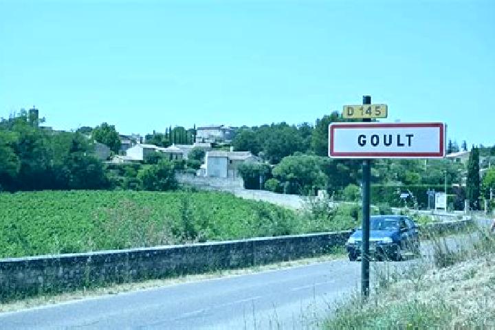 Victoria, 22 — Escort in Goult, France