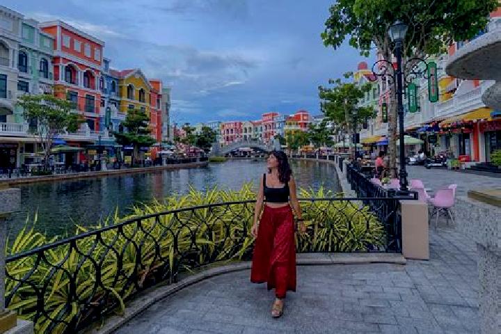 Victoria, 22 — Escort in Thi Tran Phu My, Vietnam