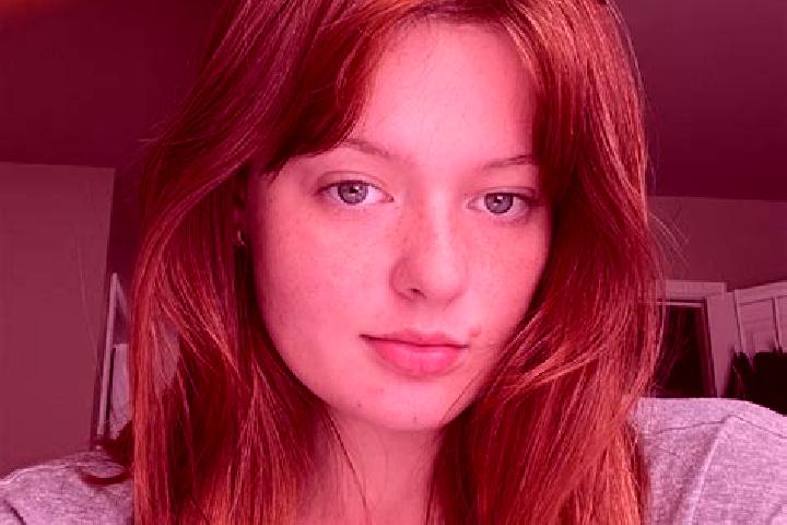 Victoria, 23, a auburn amber-eyed ebony companion based in Mahale. Offering A-Level, Roleplay. Available for incall and outcall, day and evening dates.