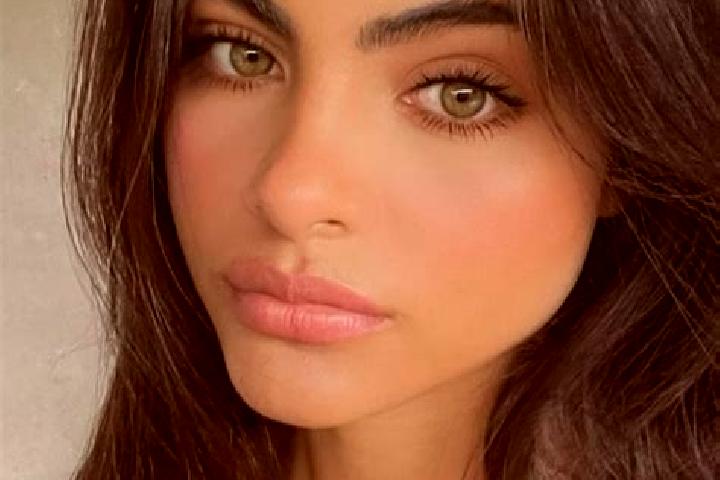 Victoria, 23, a black hazel-eyed european companion based in Cuaxuxpa. Offering CIM, GFE, Party Girl, A-Level. Available for incall and outcall, overnight bo...