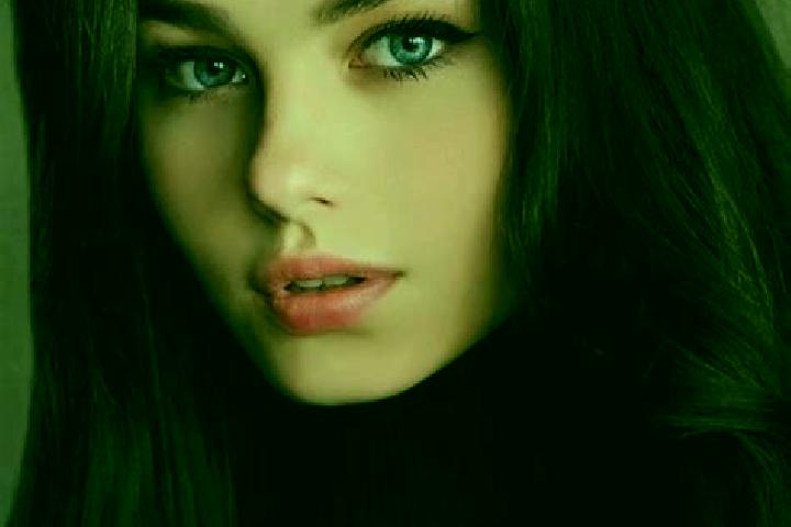 Victoria, 23, a brunette amber-eyed slavic companion based in Pellizzano. Offering OWO, Tantra, 69. Available for incall and outcall, day and evening dates.