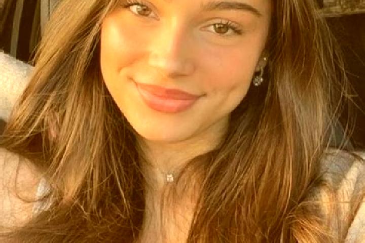 Victoria, 23, a chestnut hazel-eyed mediterranean companion based in Guiyu. Offering OWO, A-Level, Girlfriend Experience. Available for incall and outcall, o...