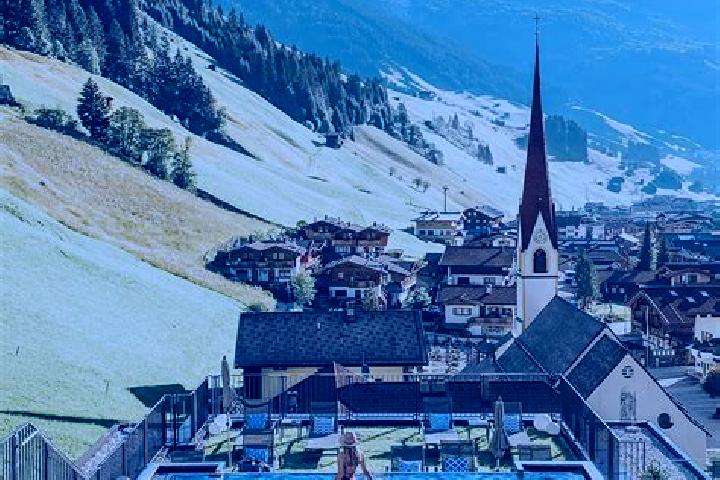 Victoria, 23 — Escort in Kaltenbach, Austria