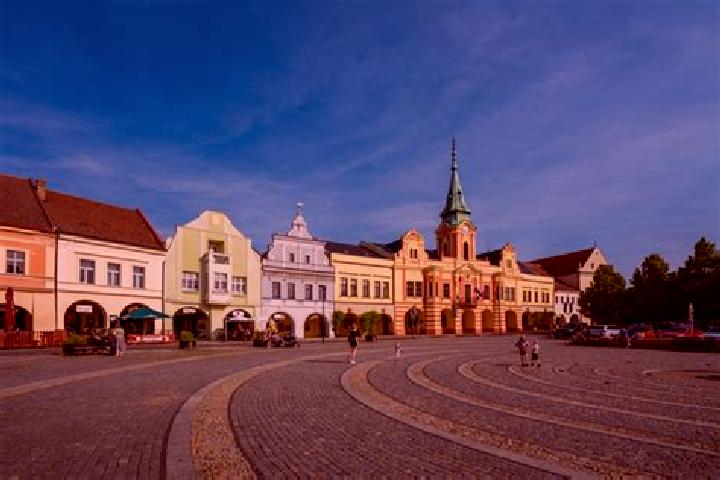 Victoria, 23 — Escort in Melnik, Czech Republic