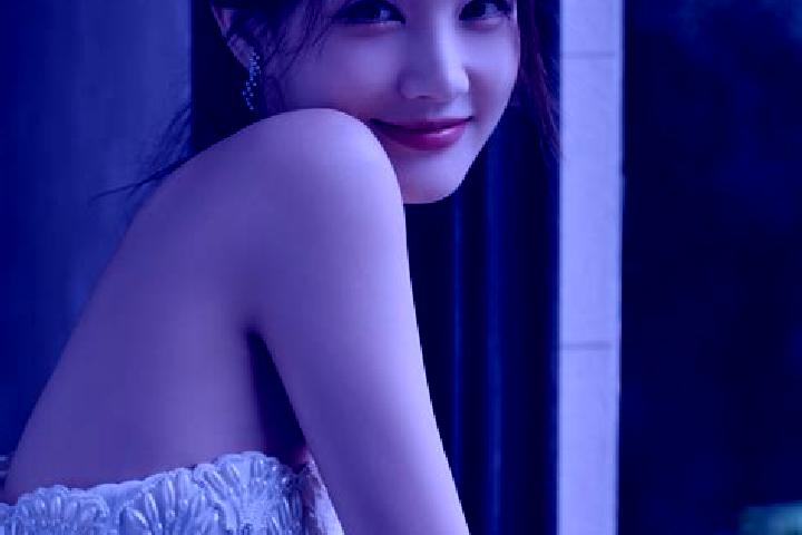 Victoria, 23 — Escort in Yitong, China