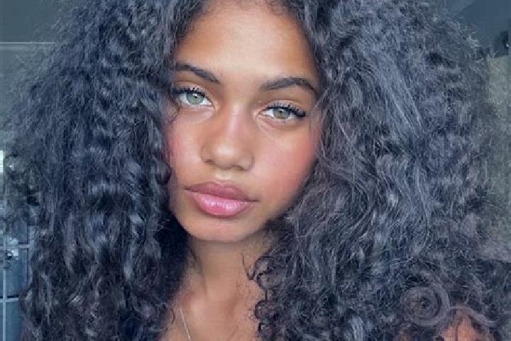 Victoria, 24, a black amber-eyed ebony companion based in Gotputuk. Offering Fetish, GFE, Party Girl, Domination. Available for incall and outcall, day and e...