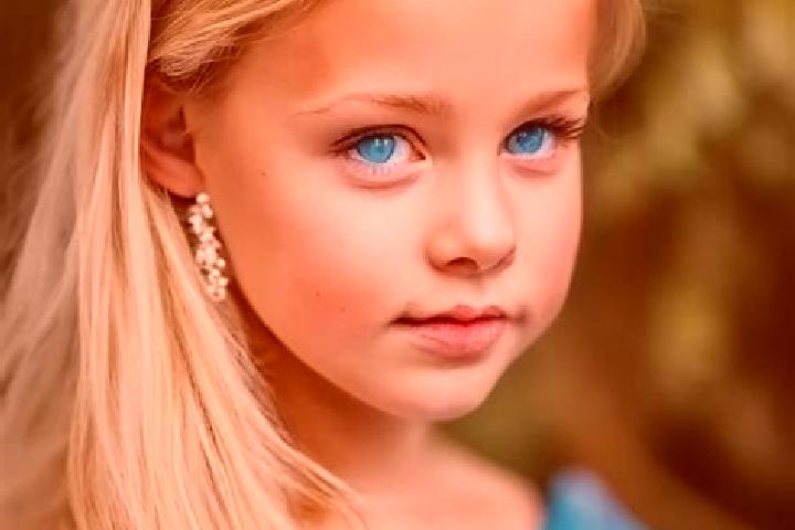 Victoria, 24, a blonde blue-eyed caucasian companion based in Valdeacederas. Offering Girlfriend Experience, Overnight, Deep French Kissing. Available for in...