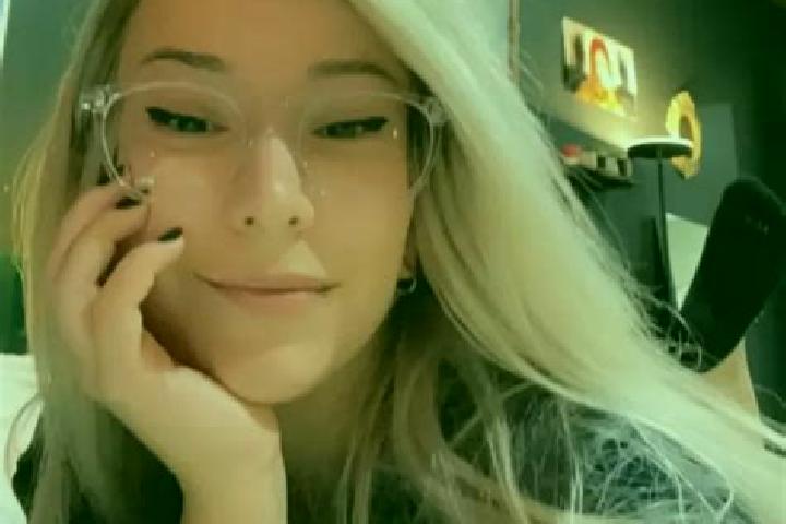 Victoria, 24, a blonde grey-eyed mixed companion based in Azay-sur-Thouet. Offering Girlfriend Experience, OWO, Deep French Kissing, Roleplay. Available for ...