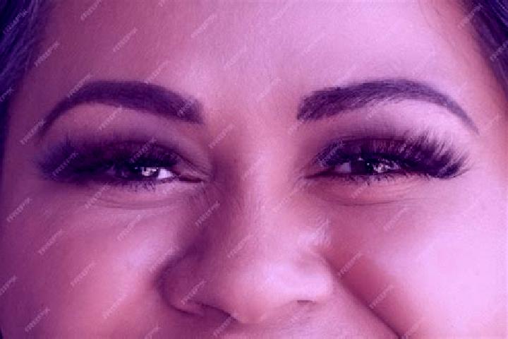 Victoria, 24, a red green-eyed latina companion based in Runcorn. Offering 69, Massage, OWO. Available for incall and outcall, overnight bookings available.