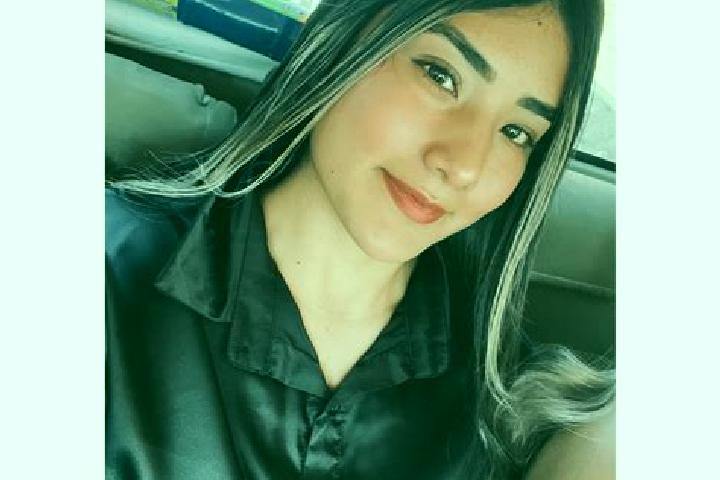 Victoria, 24 — Escort in Capulin de Bustos, Mexico