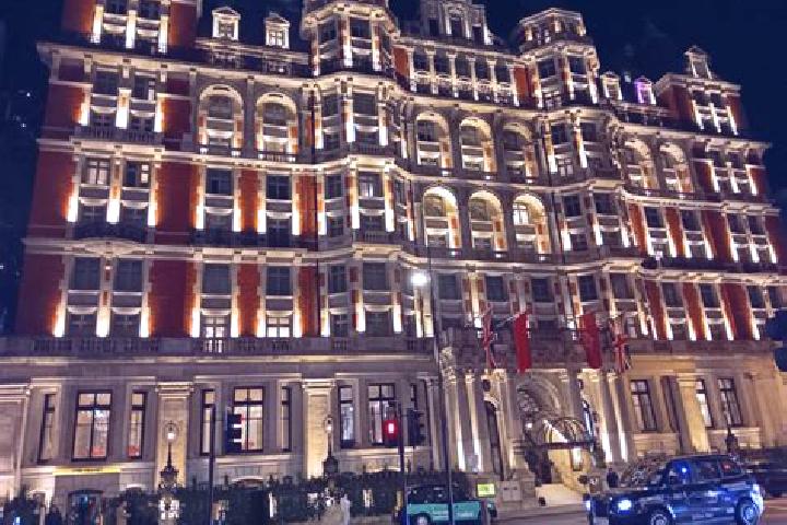 Victoria, 24 — Escort in Heston, United Kingdom