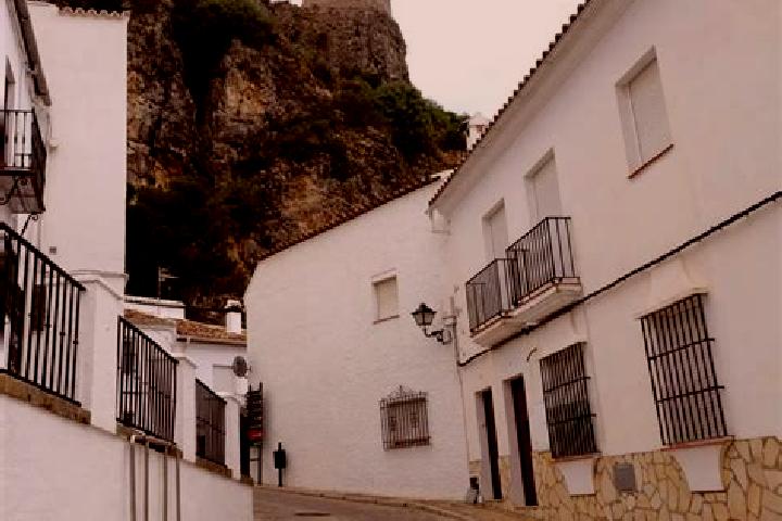 Victoria, 24 — Escort in Segura de la Sierra, Spain