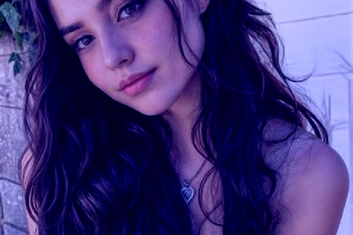 Victoria, 25, a auburn grey-eyed middle eastern companion based in Tecolapa. Offering GFE, Duos, Striptease, Couples. Available for incall and outcall, day a...