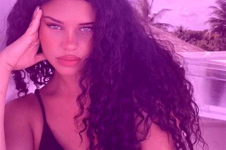 Victoria, 25, a black grey-eyed latina companion based in Ribnik. Offering Girlfriend Experience, Striptease, Travel Companion, Massage, Fetish. Available fo...