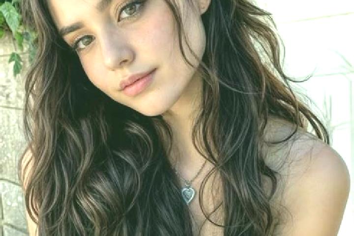 Victoria, 25, a black hazel-eyed mediterranean companion based in Chumunde. Offering BDSM, Erotic Massage, Girlfriend Experience. Available for incall and ou...