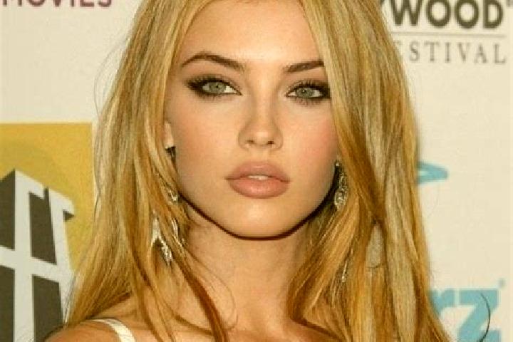 Victoria, 25, a blonde hazel-eyed asian companion based in Suplacu de Barcau. Offering Massage, Tantra, Overnight, Dinner Date. Available for incall and outc...
