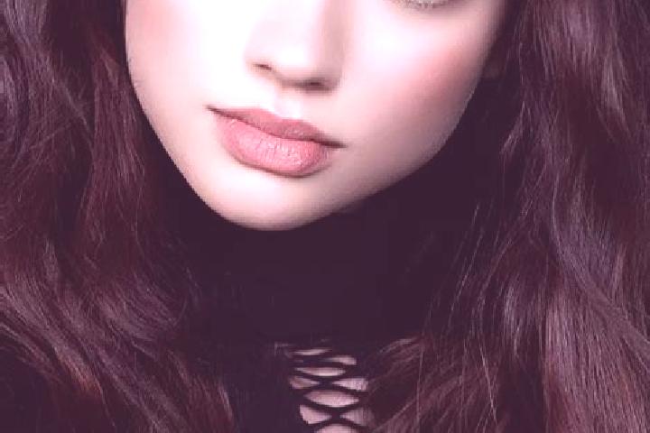 Victoria, 25, a brunette dark-eyed european companion based in Capanema. Offering Tantra, Massage, 69. Available for incall and outcall, overnight bookings a...