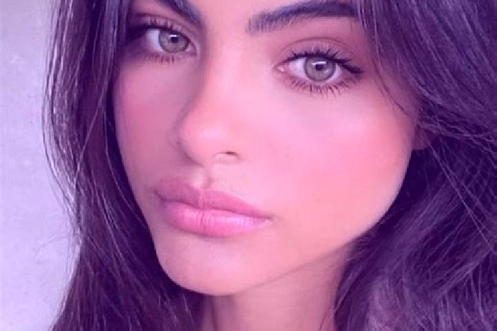Victoria, 25, a dark blonde dark-eyed indian companion based in Bojawa. Offering Couples, 69, Overnight, Deep French Kissing. Available for incall and outcal...