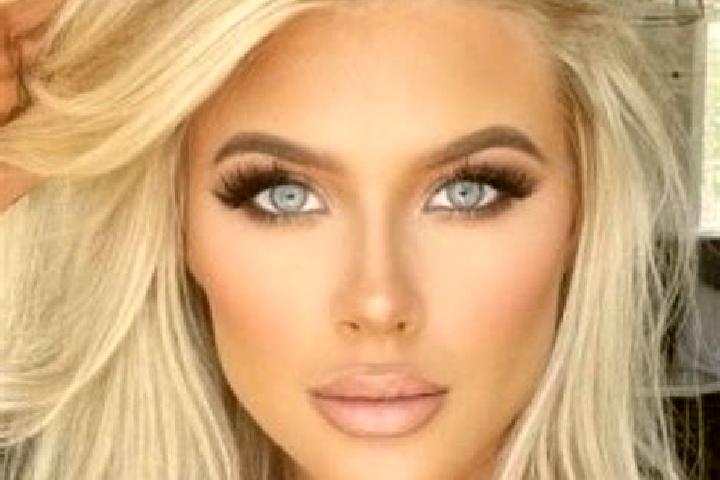 Victoria, 25, a platinum blonde green-eyed slavic companion based in Akaira. Offering Prostate Massage, Party Girl, Fetish, A-Level, Domination. Available fo...