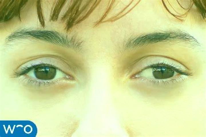 Victoria, 25, a red brown-eyed indian companion based in Navamorcuende. Offering Striptease, 69, Domination. Available for incall and outcall, day and evenin...