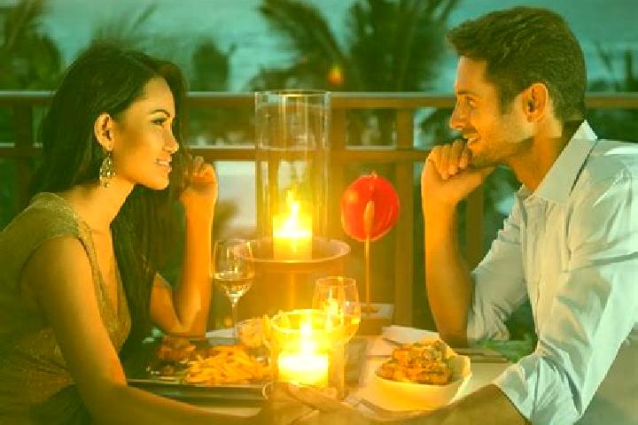 Victoria, 25, a red grey-eyed ebony companion based in Vianopolis. Offering Dinner Date, Couples, Party Girl. Available for incall and outcall, day and eveni...