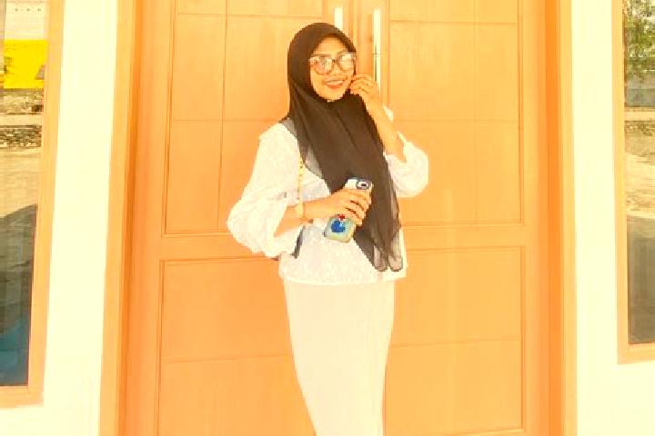 Victoria, 25 — Escort in Belopa, Indonesia